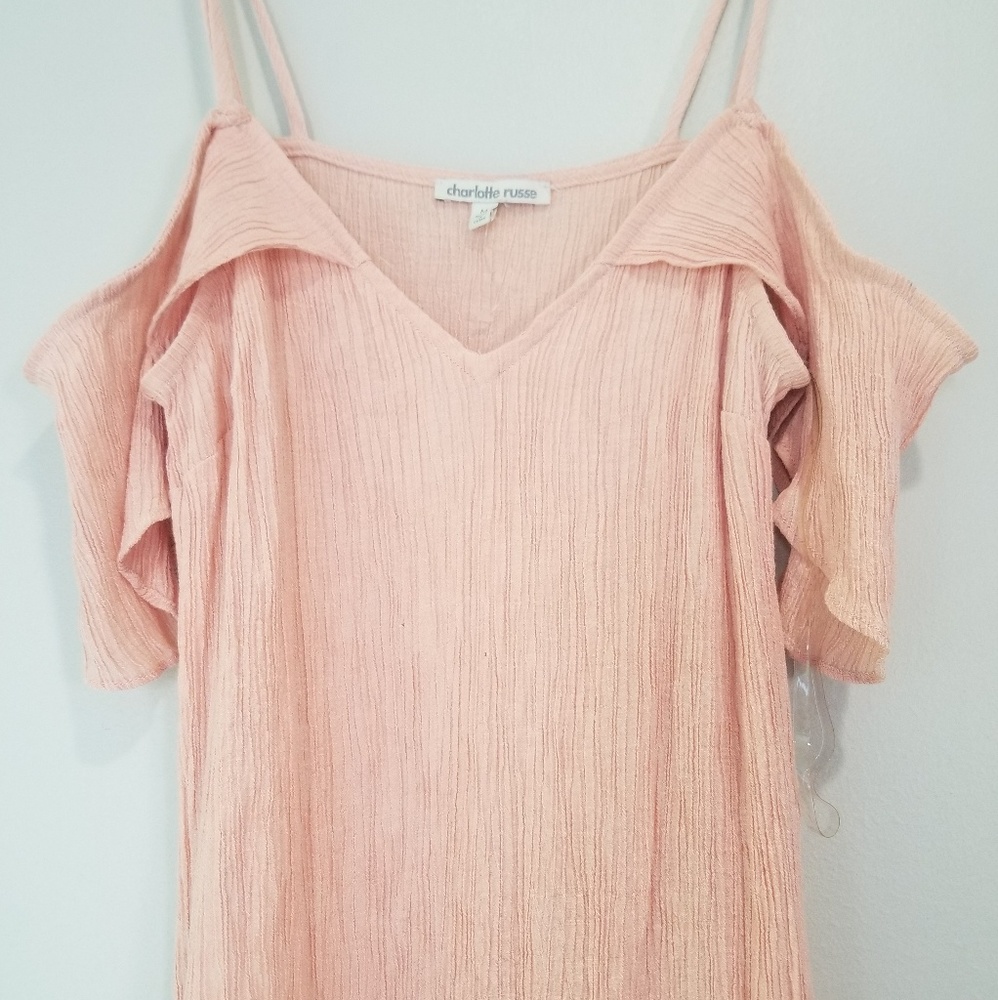 NWOT Cold-shoulder ruffled sleeve Crepe Dress